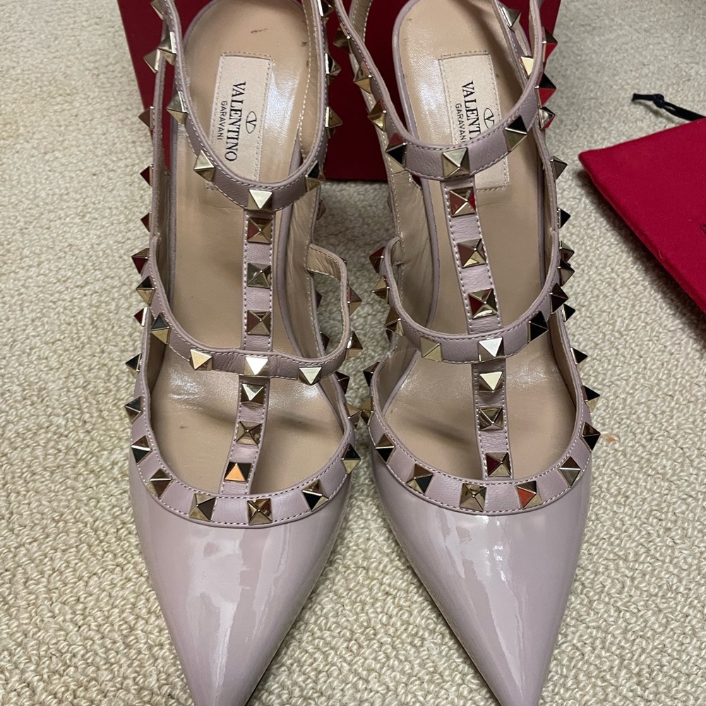 Valentino rockstud heels - Picture 4 of 10